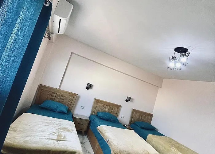 Royal Plaza 4*