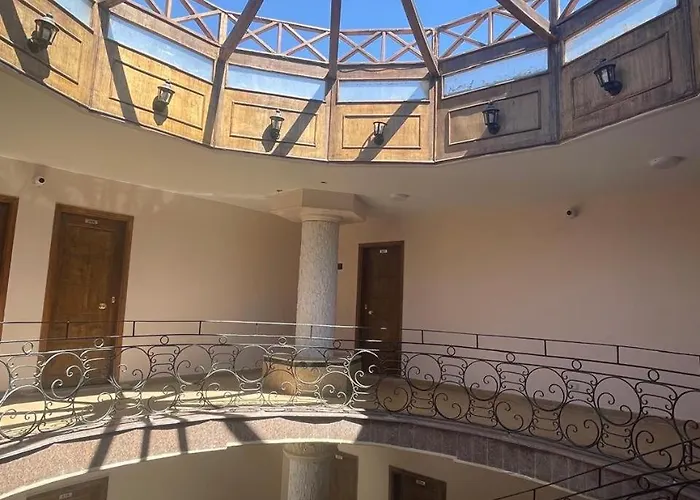 Otel Royal Plaza 4*